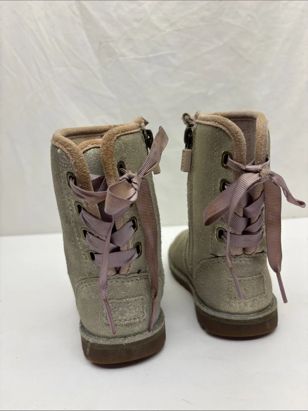 UGG item used